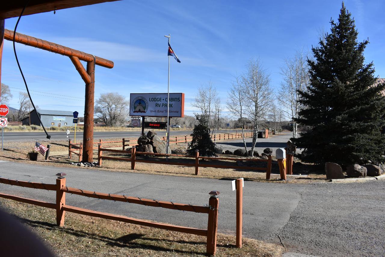 Ute Bluff Lodge, Cabins & Rv Park South Fork Exterior photo