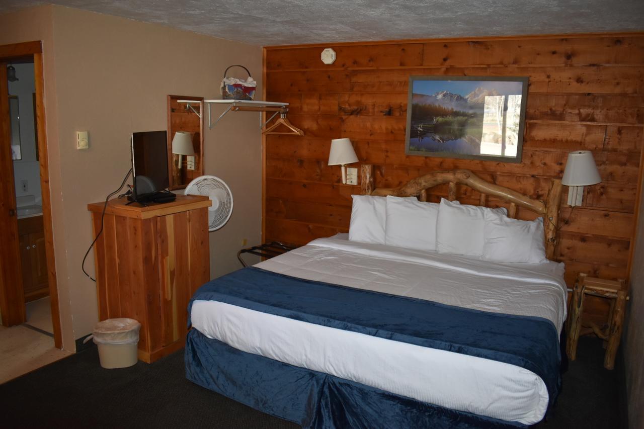 Ute Bluff Lodge, Cabins & Rv Park South Fork Exterior photo