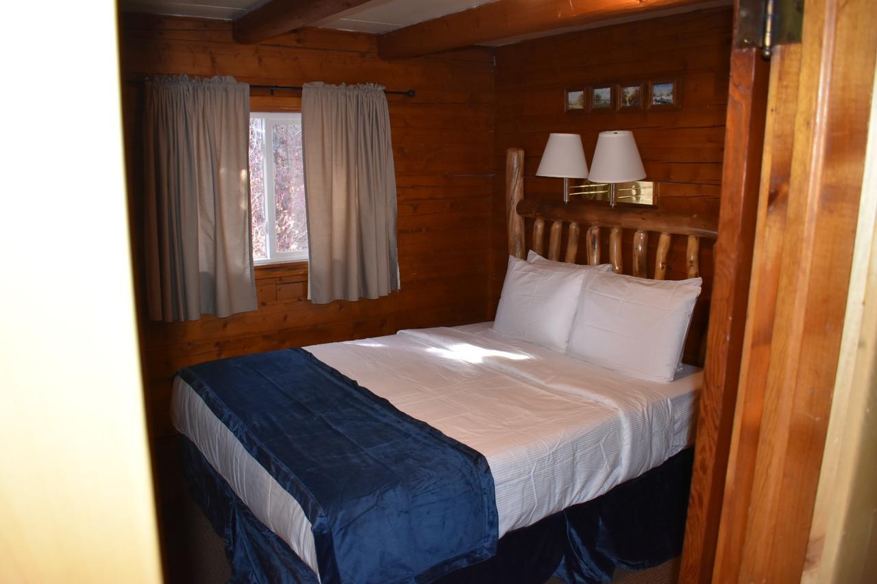 Ute Bluff Lodge, Cabins & Rv Park South Fork Exterior photo