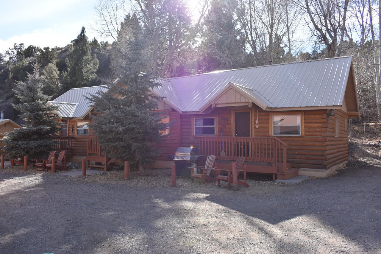 Ute Bluff Lodge, Cabins & Rv Park South Fork Exterior photo