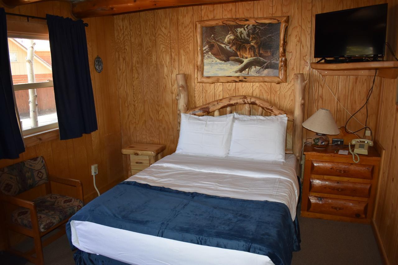 Ute Bluff Lodge, Cabins & Rv Park South Fork Exterior photo