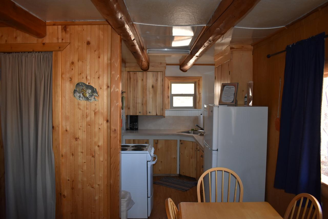 Ute Bluff Lodge, Cabins & Rv Park South Fork Exterior photo