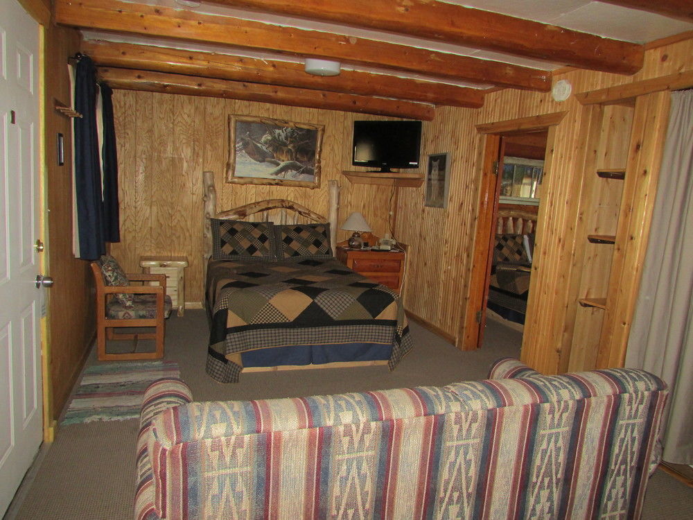 Ute Bluff Lodge, Cabins & Rv Park South Fork Exterior photo