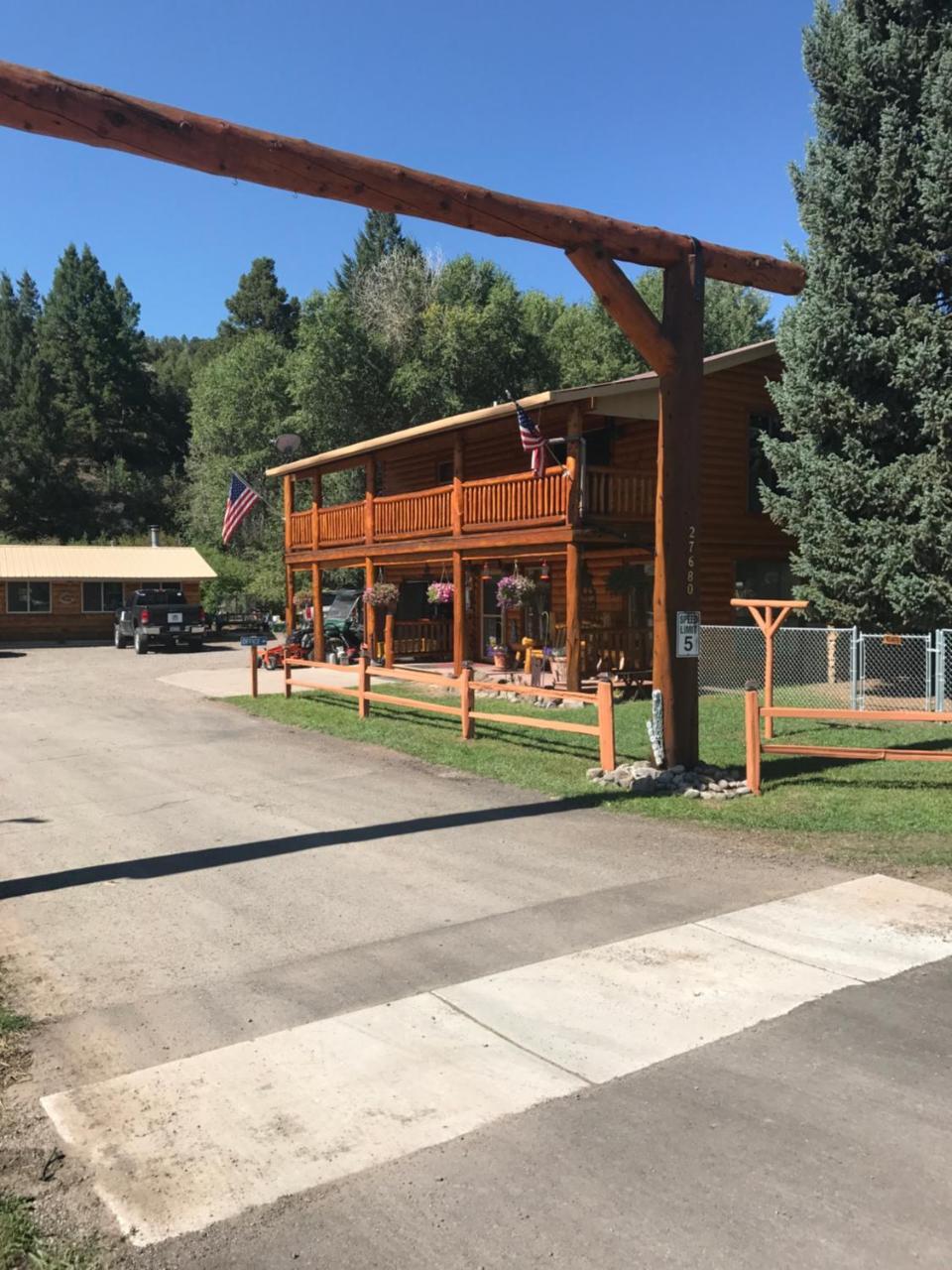 Ute Bluff Lodge, Cabins & Rv Park South Fork Exterior photo